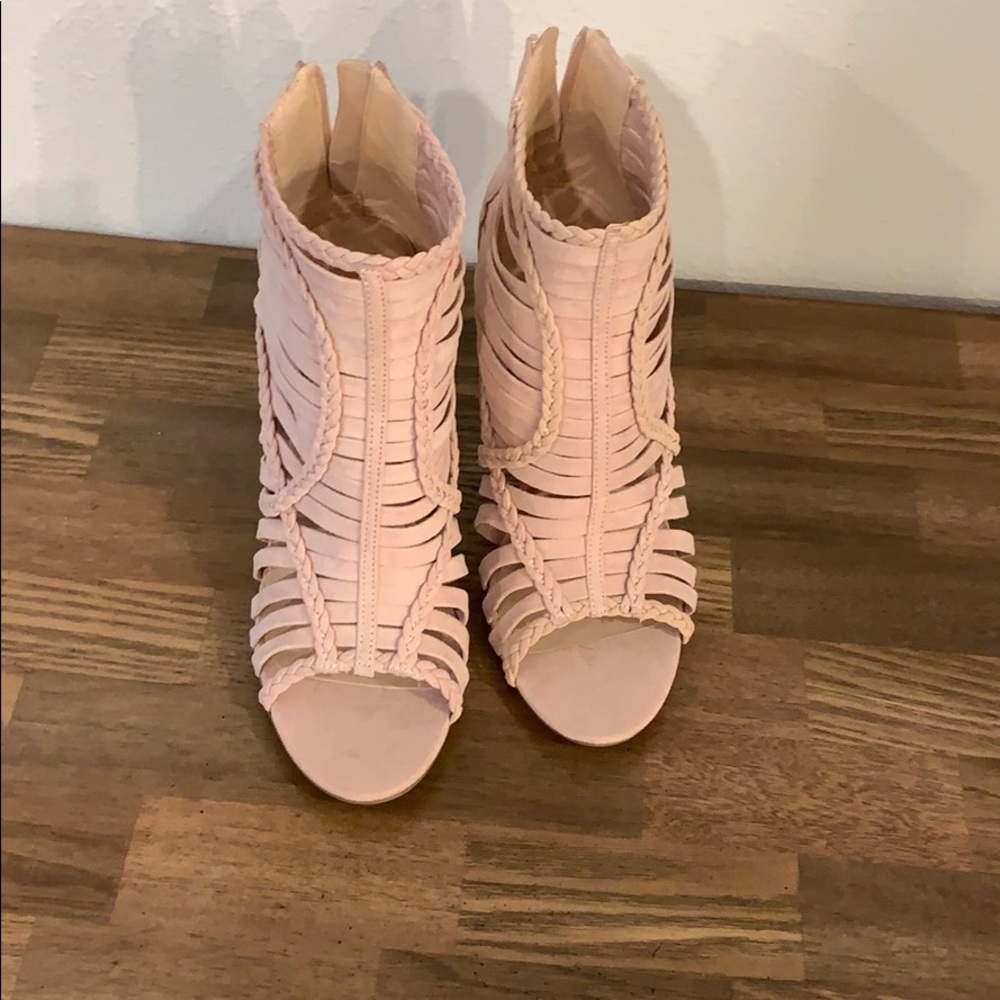 Forever 21 Faux Suede Pink Blush Booties Heels